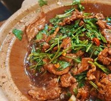 Clay Pot Stir-Fried Fresh Beef Tenderloin