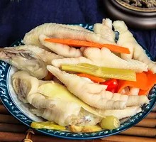 Spicy and Sour Chicken Feet