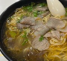 Sour Cabbage Beef Noodles