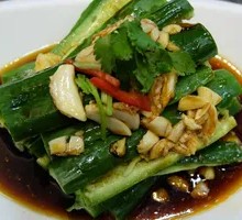 Garlic Cucumber Salad