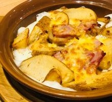 Cheese Bacon Baked Potato Wedges
