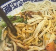 Donkey Hoof Oil-Poured Noodles