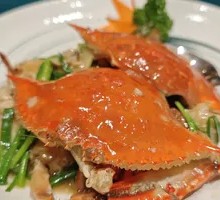 Stir-fried Live Crab with Ginger and Green Onion