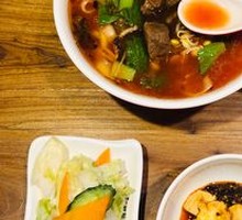 Beef Noodles in Tomato Sauce