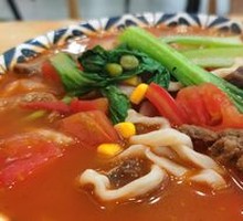 Fresh Tomato Beef Noodles