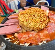 Korean Army Noodle Hot Pot