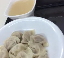 Sauce-filled Pork Dumplings