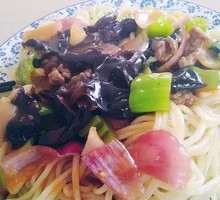 Wood Ear Mushroom Stir-Fry with Pork over Noodles