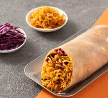 Spicy Ramen Rolls with Cold Noodles