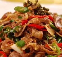 Stir-Fried Lamb Shreds with Garlic