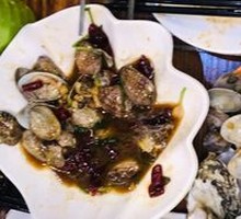 Spicy Stir-Fried Clams