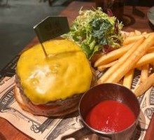 Gold Medal Wagyu Beef Pineapple Bagel