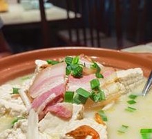 Spring Water Tofu Hot Pot