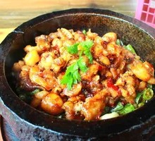 Stoneware Frog Legs with Beef