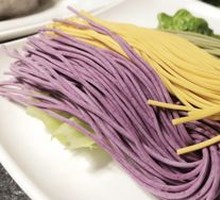 Three-Color Noodles