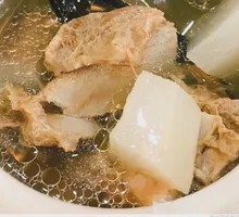 Radish and Pork Rib Soup