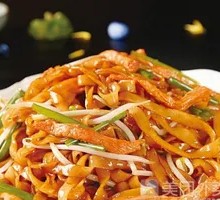 Stir-Fried Rice Noodles