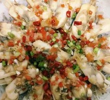 Garlic Steamed Clams