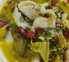 Two-person Spicy Fish with Pickled Cabbage