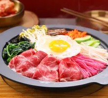 Large Kimchi Pork Stone Pot Bibimbap