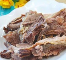 Cold-Mixed Beef Brisket