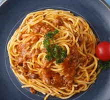 Classic Italian Meat Sauce Pasta