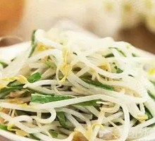 Leek and Mung Bean Sprout Stir-fry