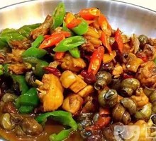 Spicy Snail Chicken Dry Pot