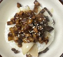 Black Gold Braised Pork Rice