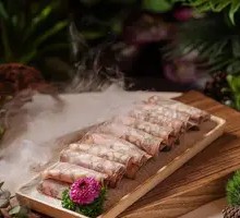 Stewed Black Chicken Rolls