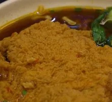 Braised Pork and Spare Ribs Noodles with Pepsi