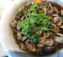 Stir-fried Mussels with Leeks