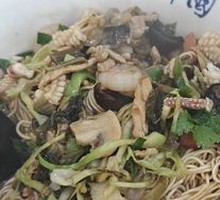 Snow Cabbage Fish Noodles