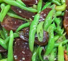 Stir-Fried Sausage