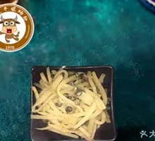 Sour Bamboo Shoots and Snails