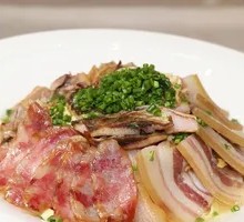 Hui-style Preserved Meat Steamed Together