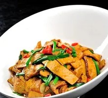 Green Pepper and Soft Tofu Dry Stir-fry