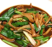 Lamb Stir-fried with Garlic