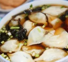 Celery and Pork Dumplings in Soup
