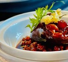 Honey Bean Prosperity Pig Trotter