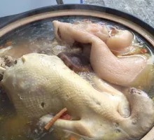 Pork Trotter and Chicken Stew