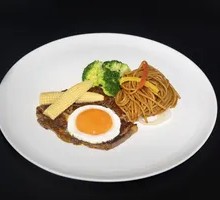Pan-Seared Australian Steak with Pasta