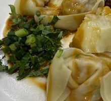 Chinese Dumplings with Pork and Cabbage Filling