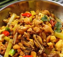 Golden Three Gorges Dry Pot Frog