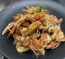Stir-fried Rice Cake with Red Flower Crab