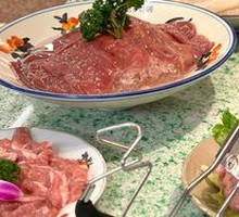 Sliced Pork Kidney with Big Knife