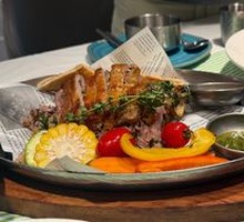 Crackling Night Roasted Lamb Leg