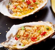 Garlic Steamed Oysters