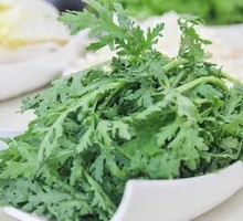 Chinese chrysanthemum greens