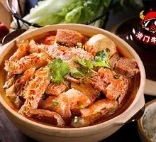 Artisanal Old Jar Sichuan Pickled Cabbage Beef Stew